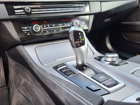 2015 BMW Serija 5 — sličica 12
