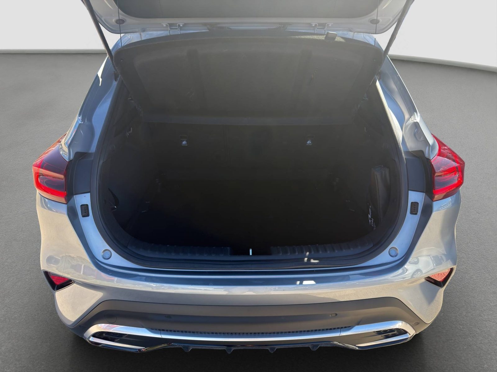 2025 Kia XCeed — fotografija 10
