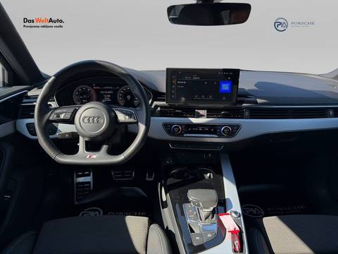 2023 Audi A4 S line — sličica 12