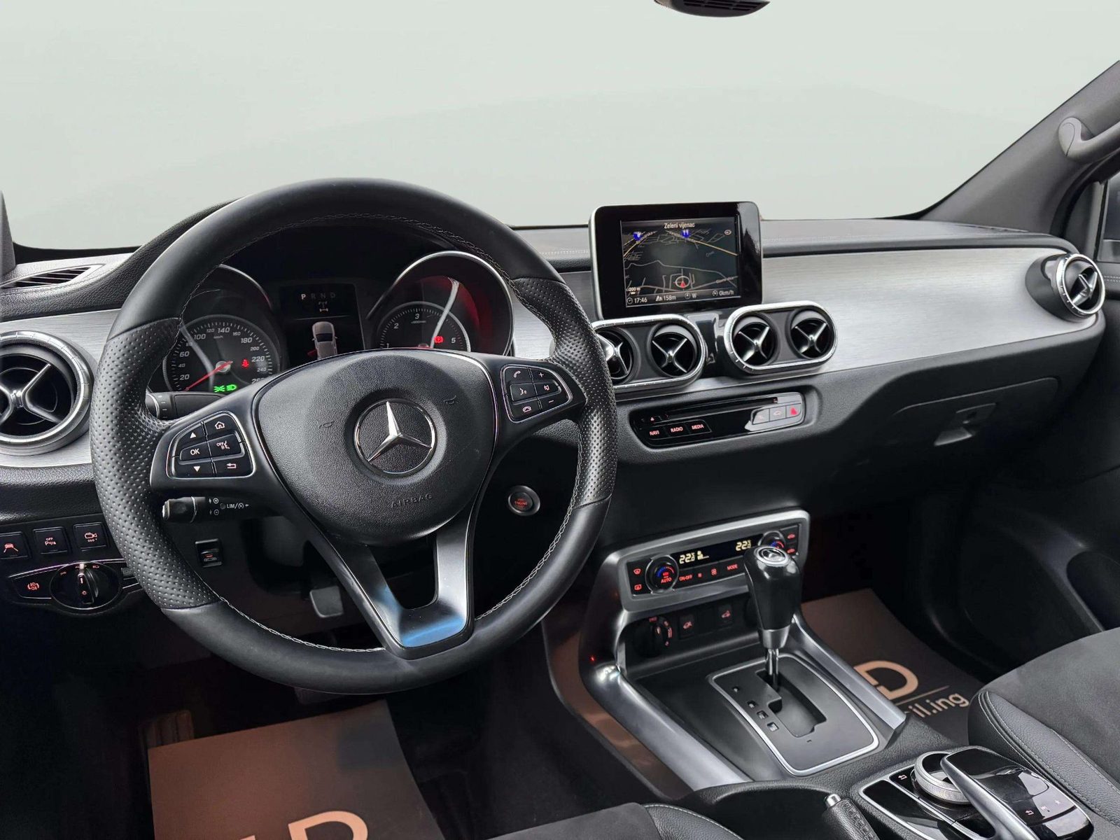2018 Mercedes-Benz X-klasa — fotografija 8