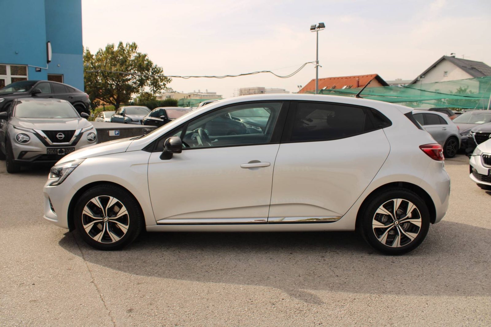 2023 Renault Clio — fotografija 8