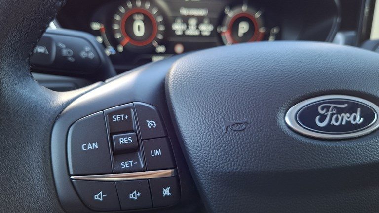 2022 Ford Focus — fotografija 16