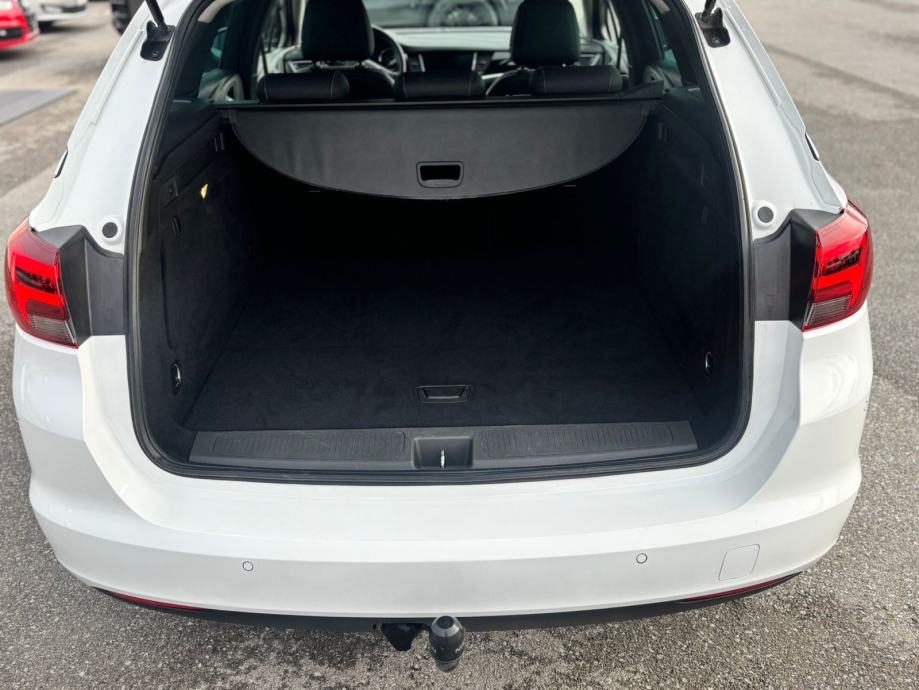 2020 Opel Astra — fotografija 6
