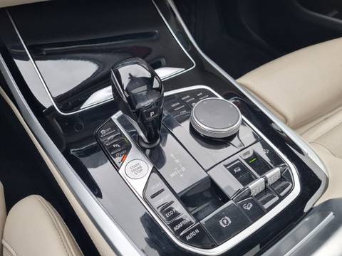 2020 BMW X7 — sličica 21