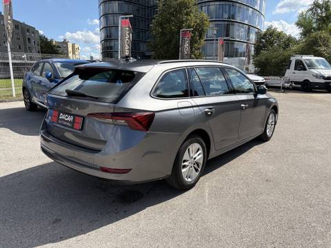 2023 Škoda Octavia — sličica 9