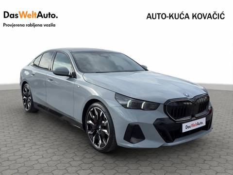 2025 BMW Serija 5 — sličica 3