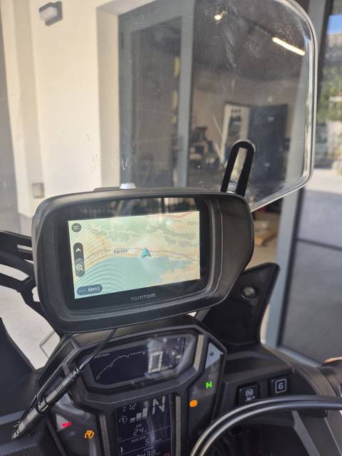 2017 Honda Africa Twin — sličica 2