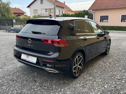 2020 Volkswagen Golf — sličica 5