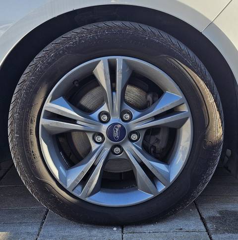 2017 Ford C-Max — sličica 15