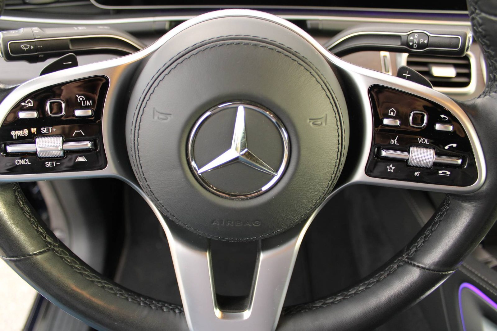 2021 Mercedes-Benz GLE — fotografija 17