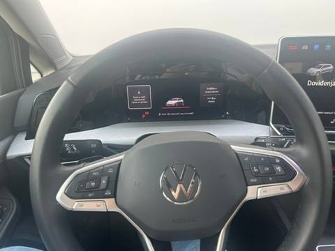 2026 Volkswagen Golf — sličica 10