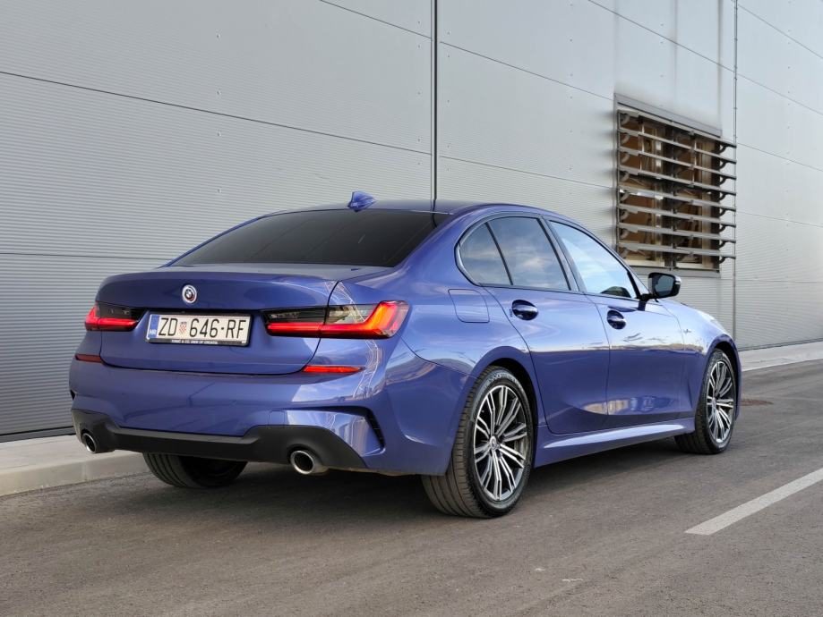 2022 BMW Serija 3 — fotografija 18