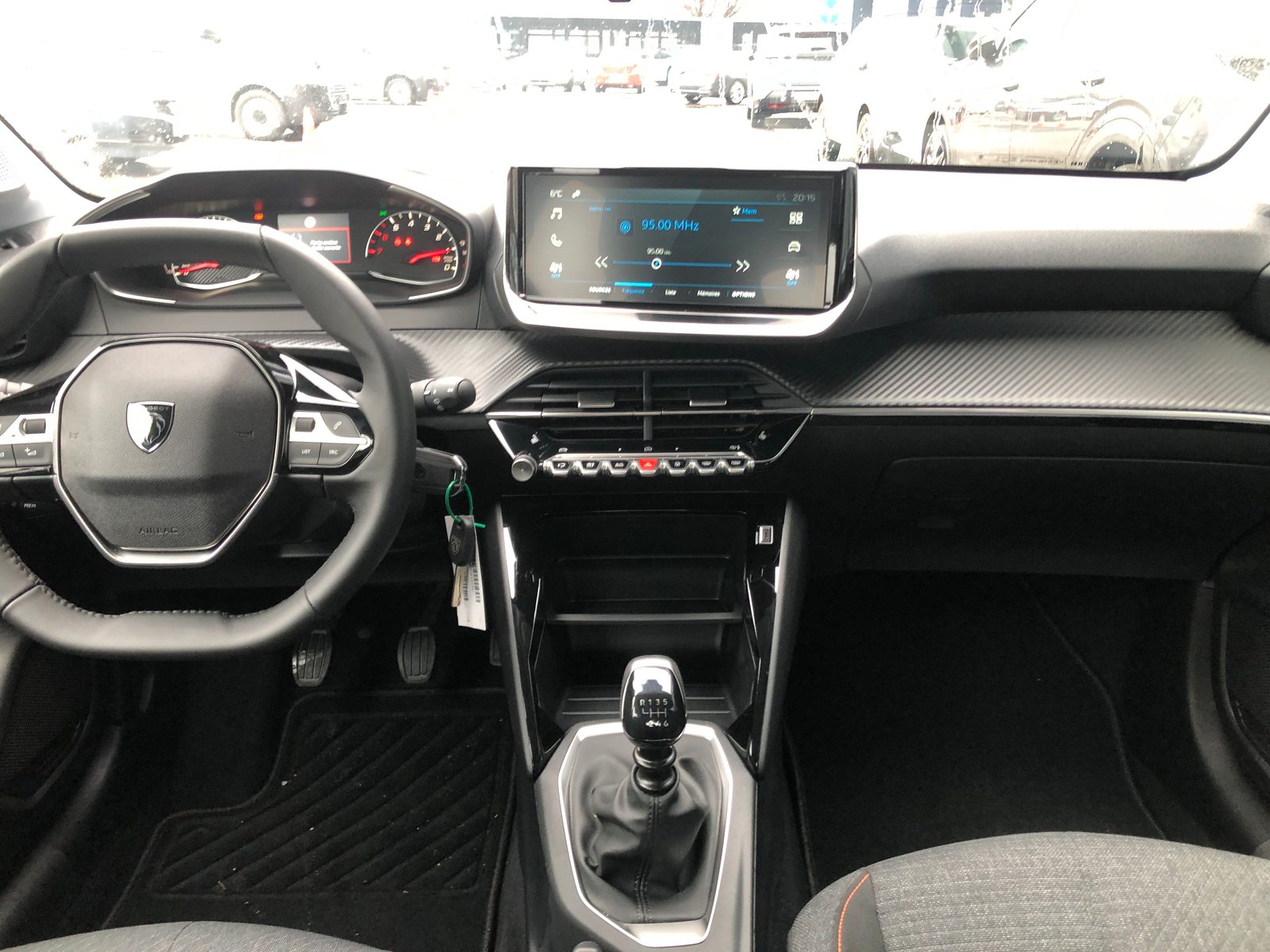 2026 Peugeot 208 — fotografija 6