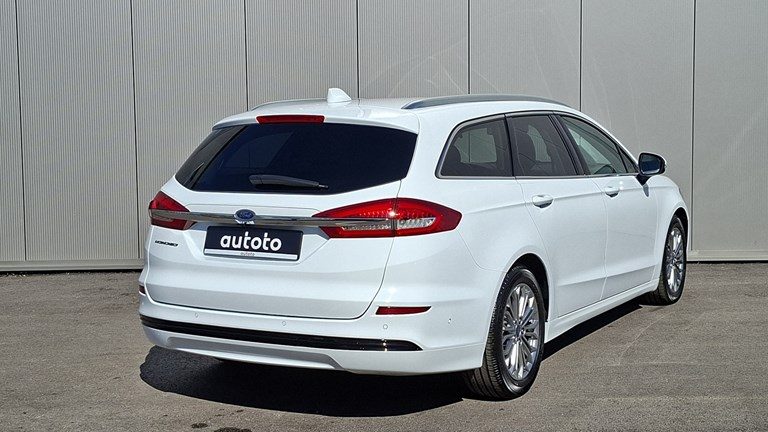 2022 Ford Mondeo — fotografija 3