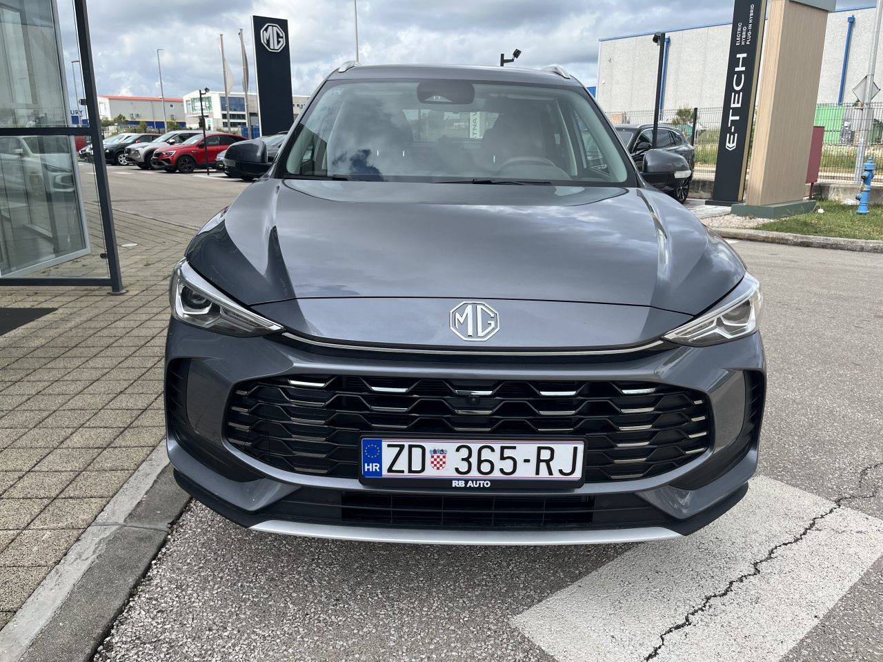 2025 MG ZS — fotografija 3