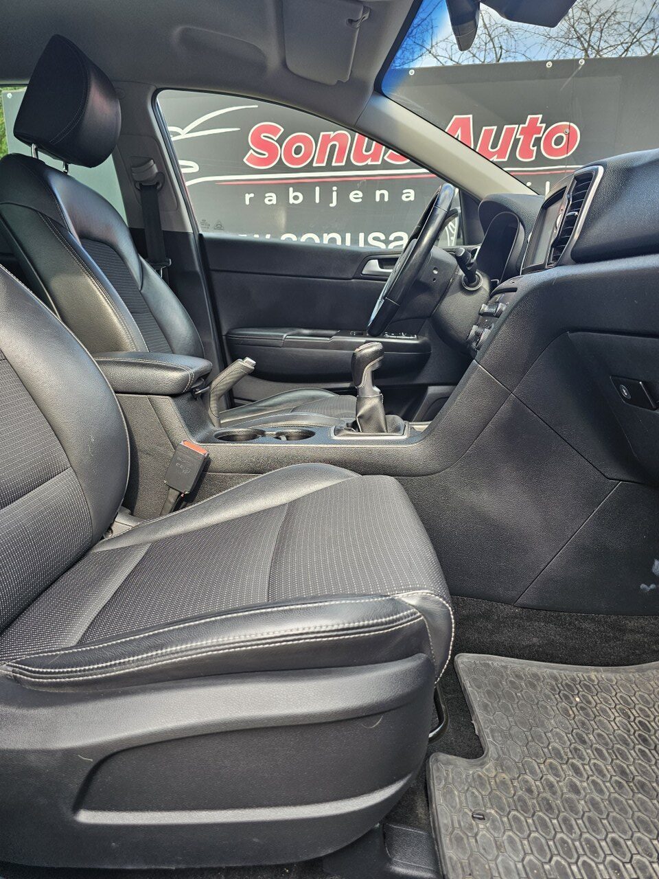 2017 Kia Sportage — fotografija 17