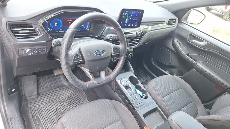 2023 Ford Kuga — fotografija 6