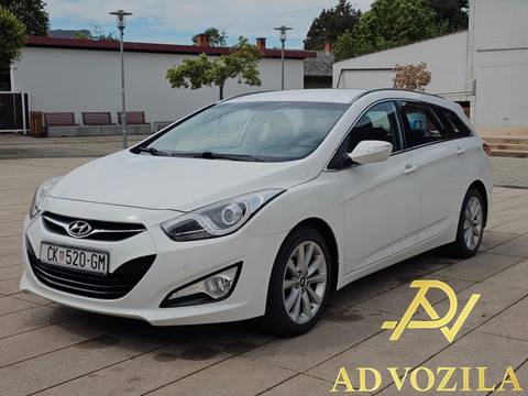 2012 Hyundai i40