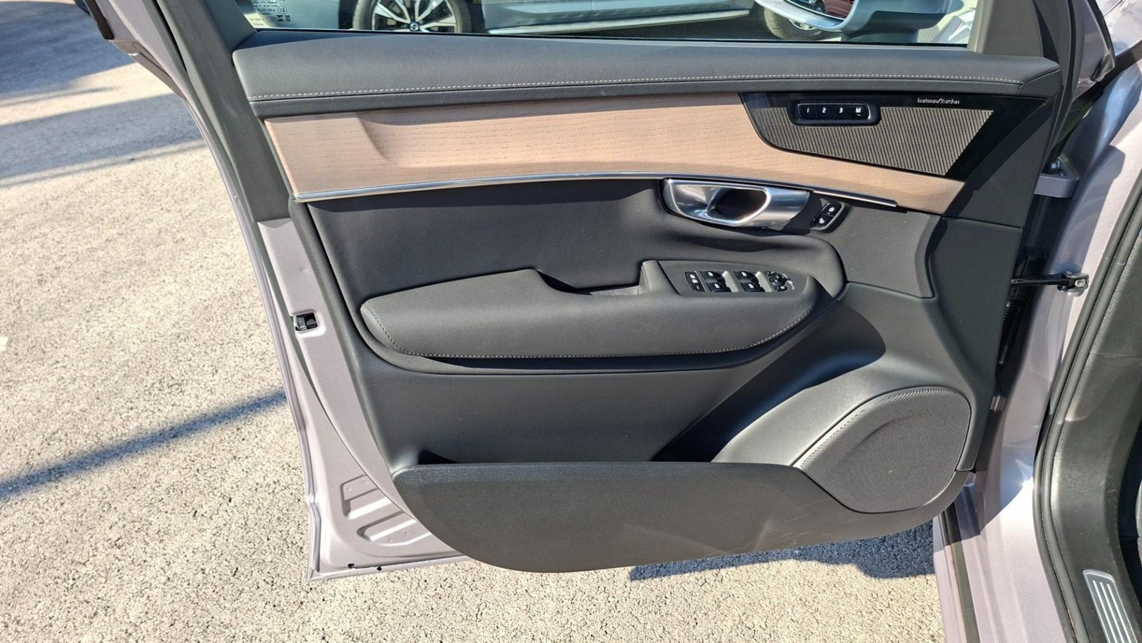 2025 Volvo XC90 — fotografija 7