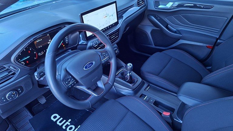 2022 Ford Focus — fotografija 5