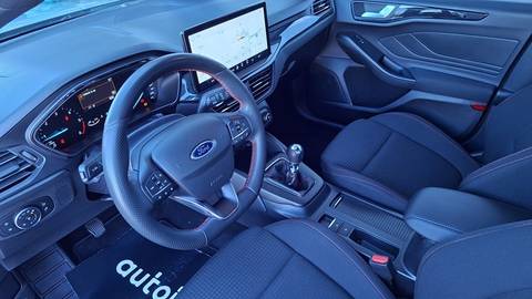 2022 Ford Focus — sličica 5