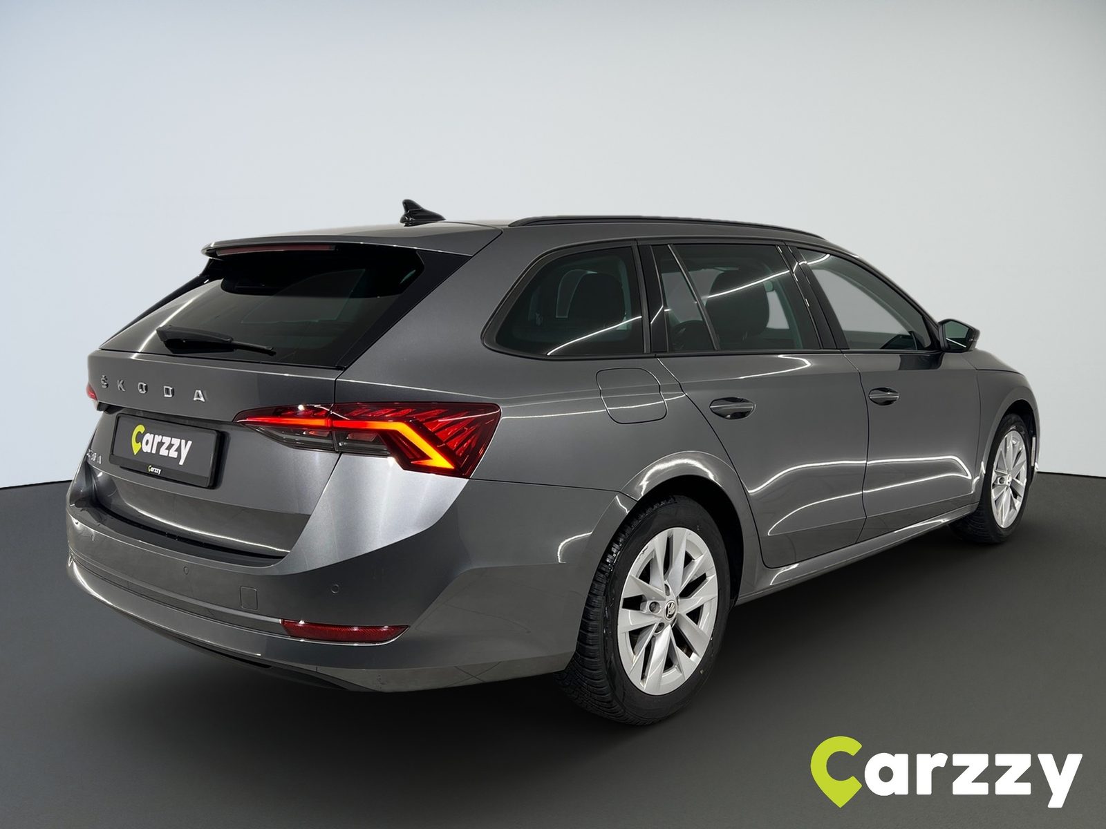 2022 Škoda Octavia Combi — fotografija 6