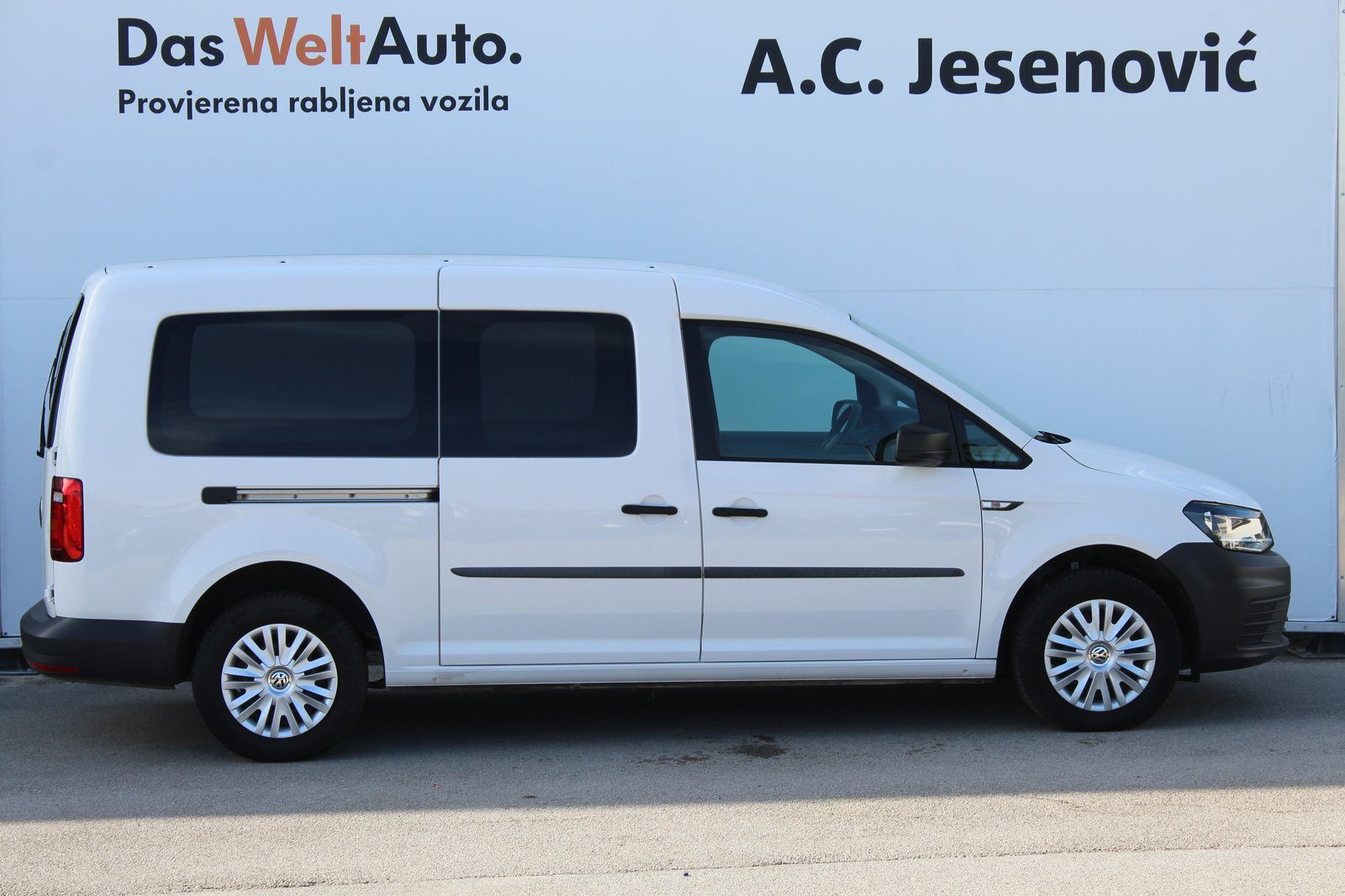 2020 Volkswagen Caddy — fotografija 4
