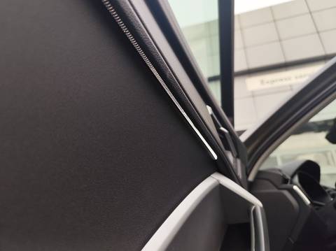 2021 Audi Q3 — sličica 18