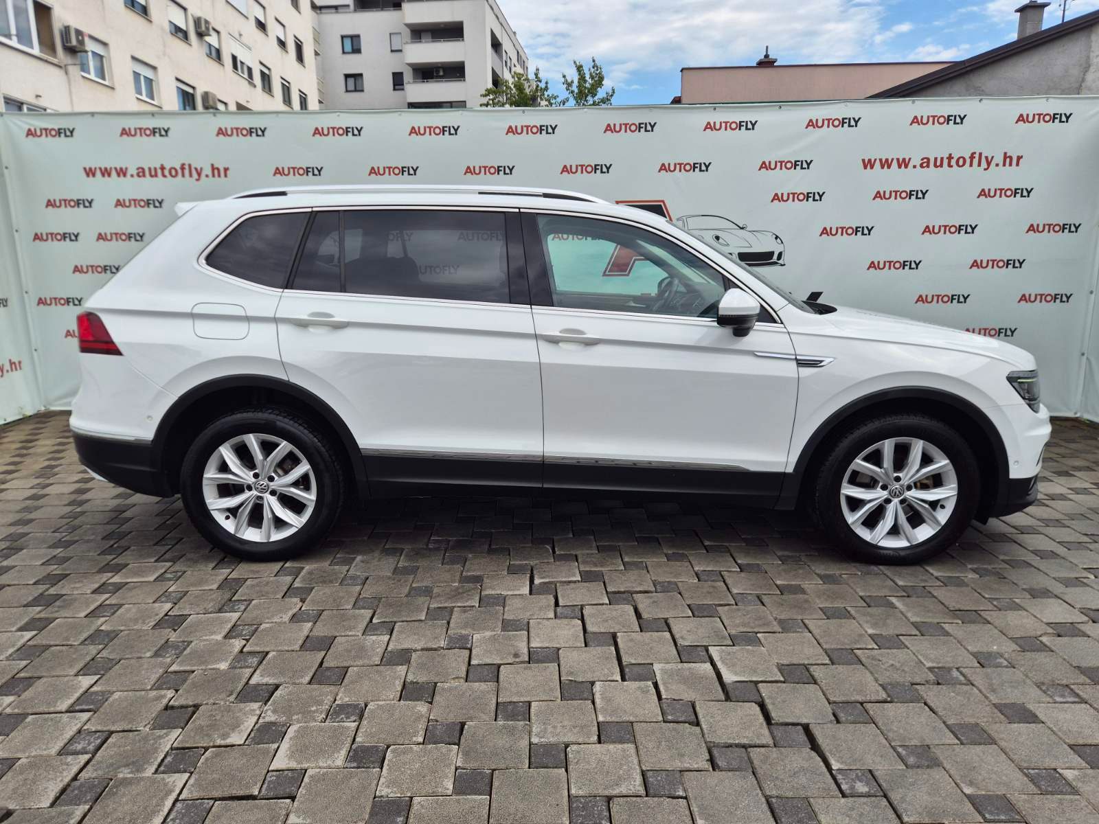 2019 Volkswagen Tiguan Highline — fotografija 5