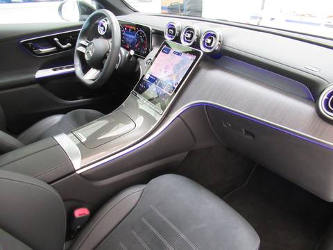 2025 Mercedes-Benz GLC AMG Line — sličica 11