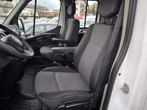 2019 Renault Master — sličica 13