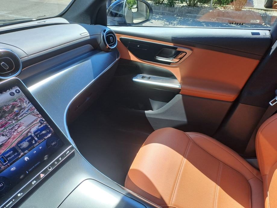 2023 Mercedes-Benz GLC — fotografija 11