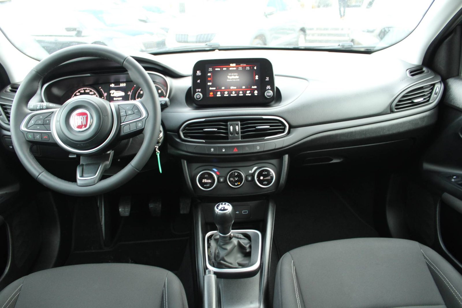 2023 Fiat Tipo — fotografija 13