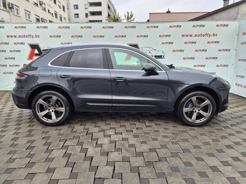 2022 Porsche Macan — sličica 5