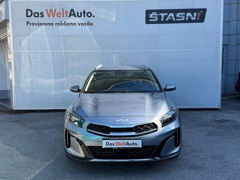 2023 Kia Ceed — sličica 5