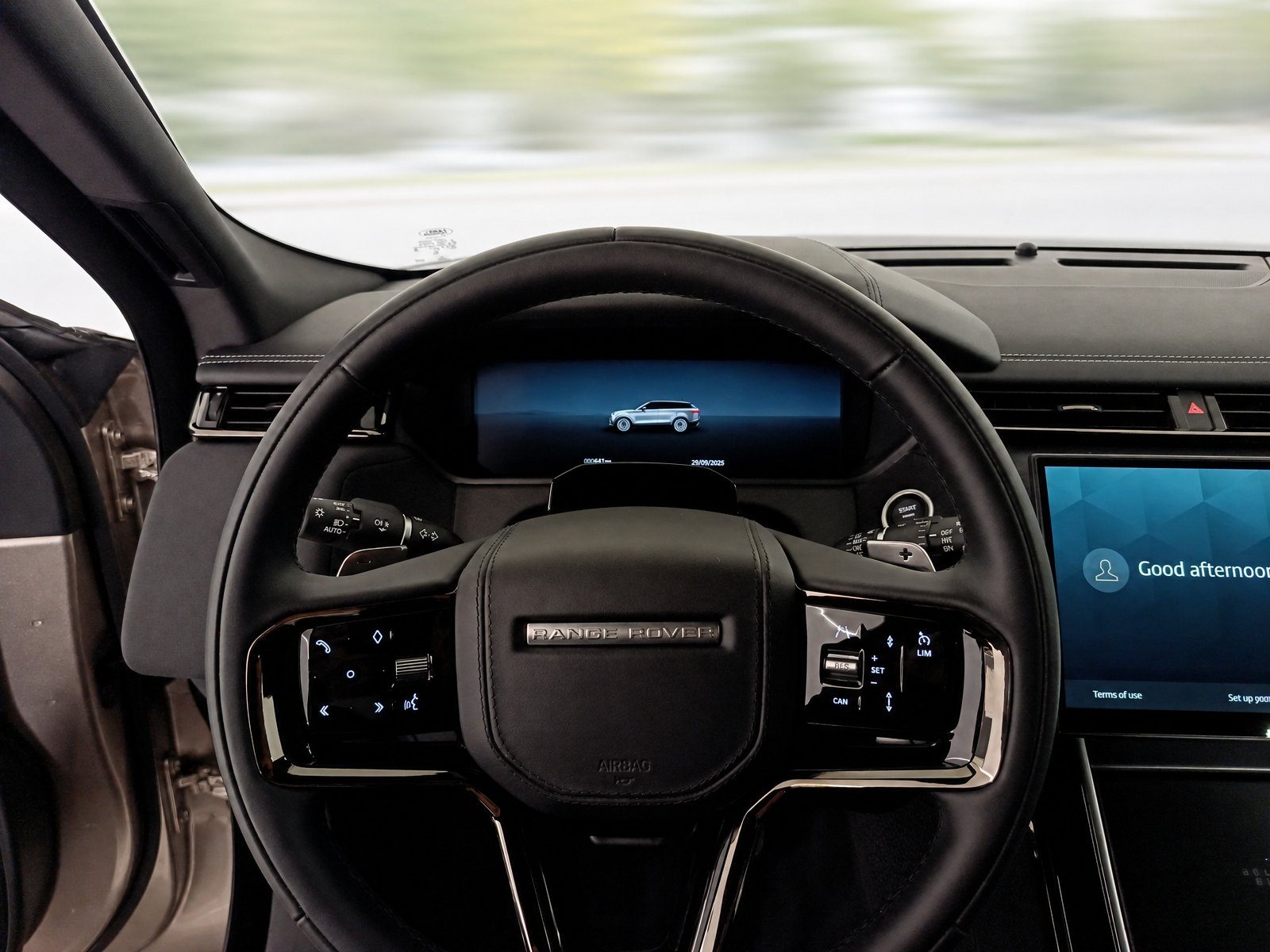 2026 Land Rover Range Rover Velar — fotografija 16