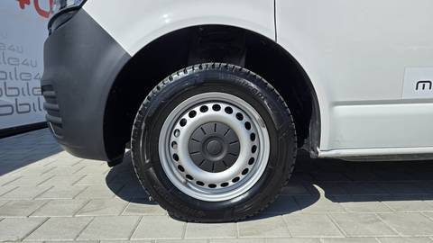 2022 Volkswagen Transporter — sličica 7