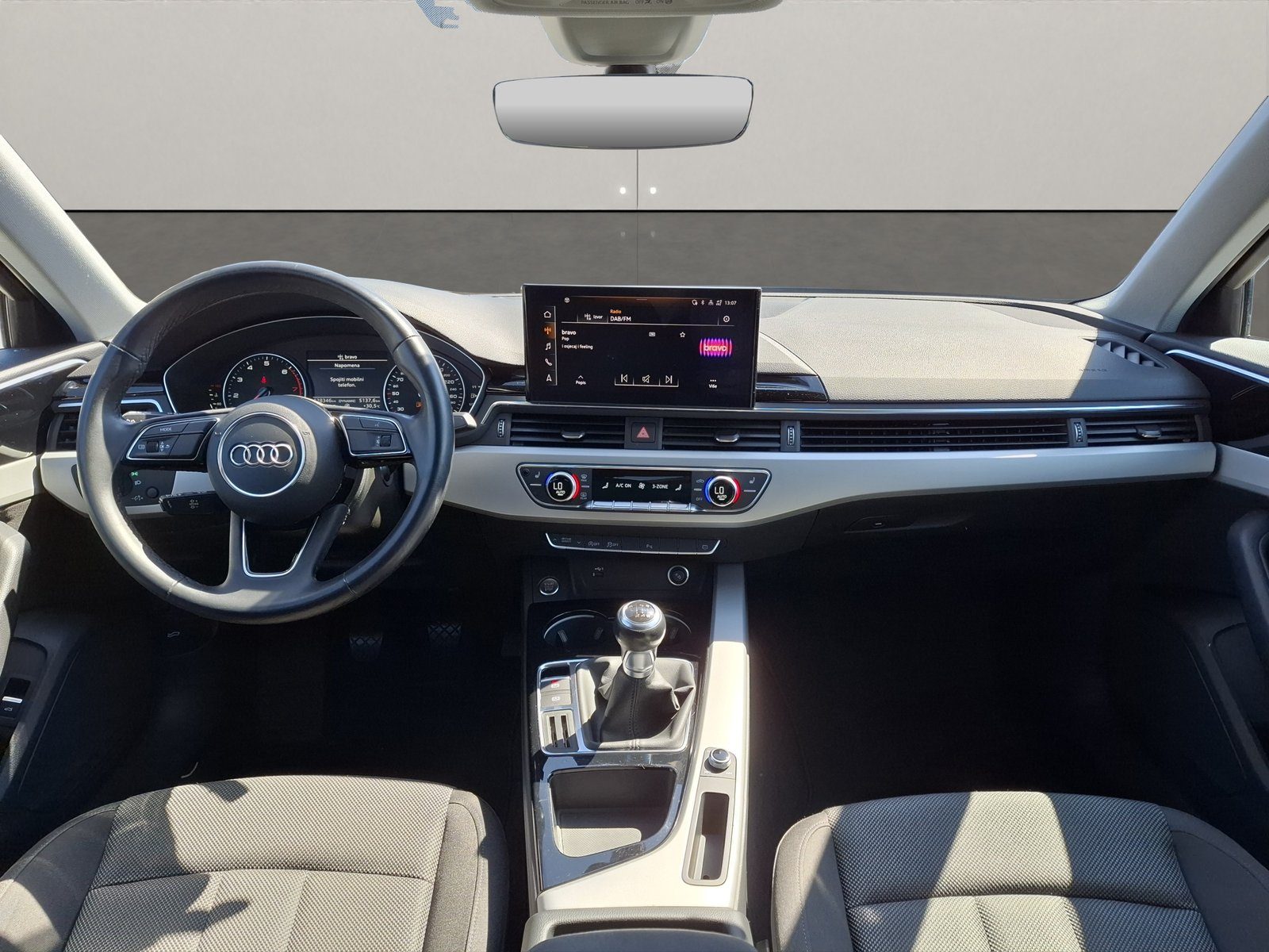 2022 Audi A4 — fotografija 10
