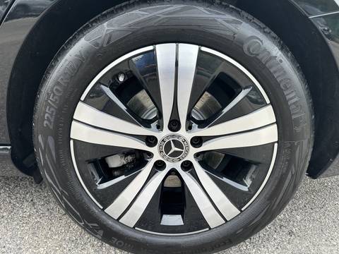 2023 Mercedes-Benz C-klasa — sličica 21