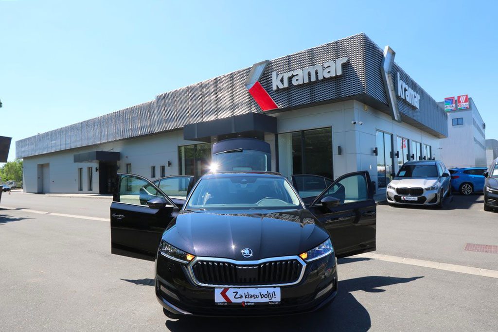 2023 Škoda Octavia — fotografija 13