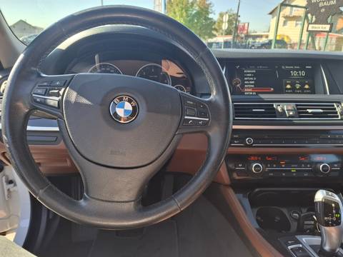 2016 BMW Serija 5 — sličica 11