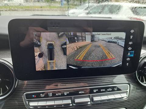 2022 Mercedes-Benz V-klasa — sličica 13