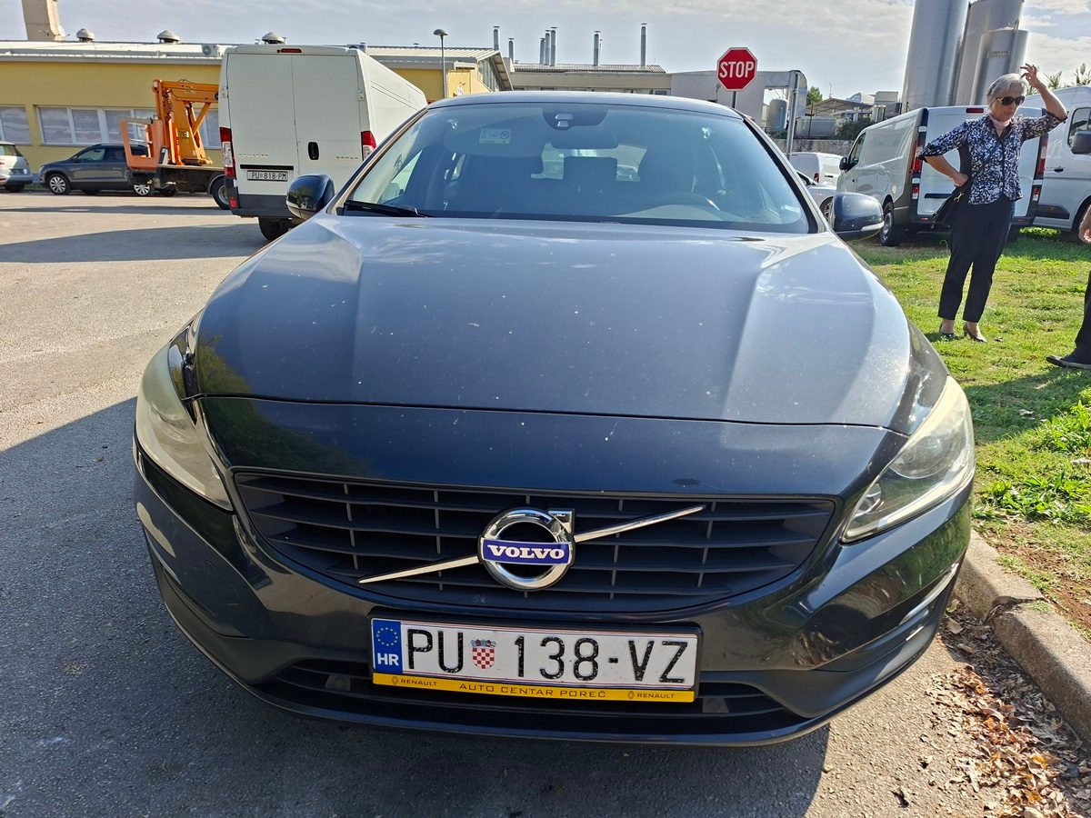 2015 Volvo V60 — fotografija 8