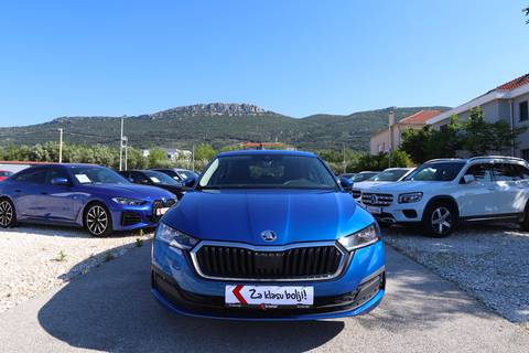 2021 Škoda Octavia — sličica 4