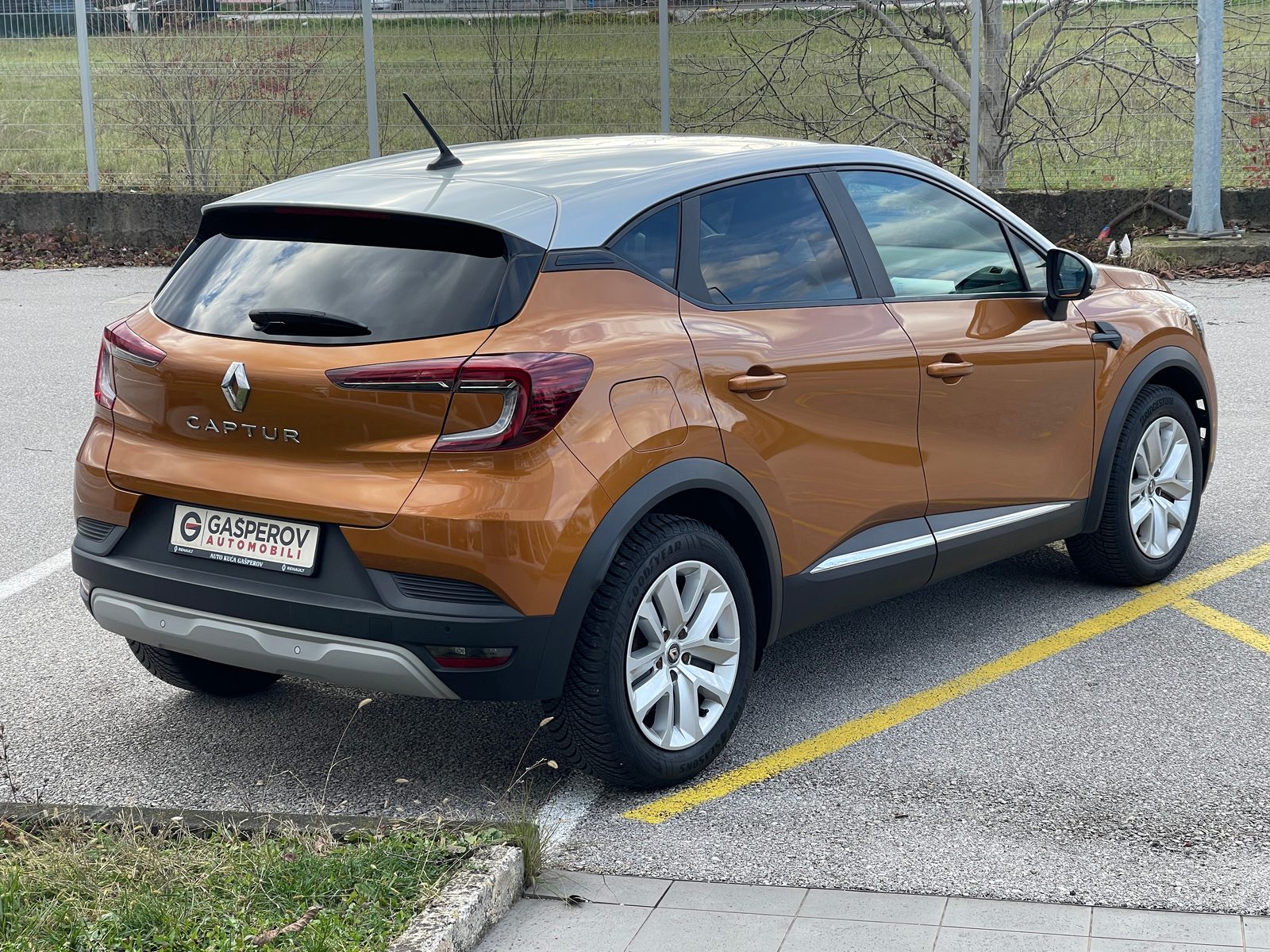 2020 Renault Captur — fotografija 6