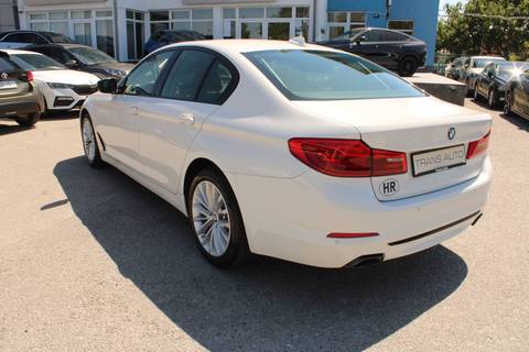2020 BMW Serija 5 — sličica 7