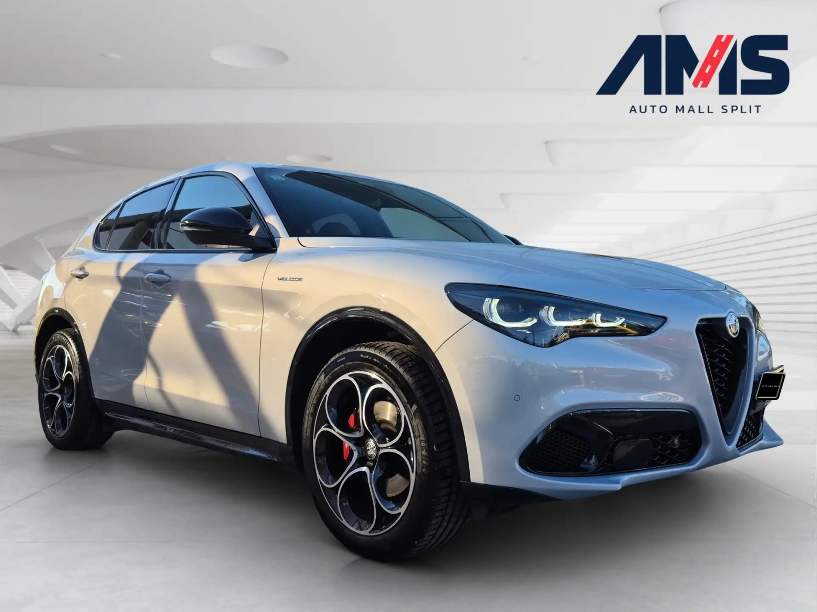 2025 Alfa Romeo Stelvio — fotografija 7