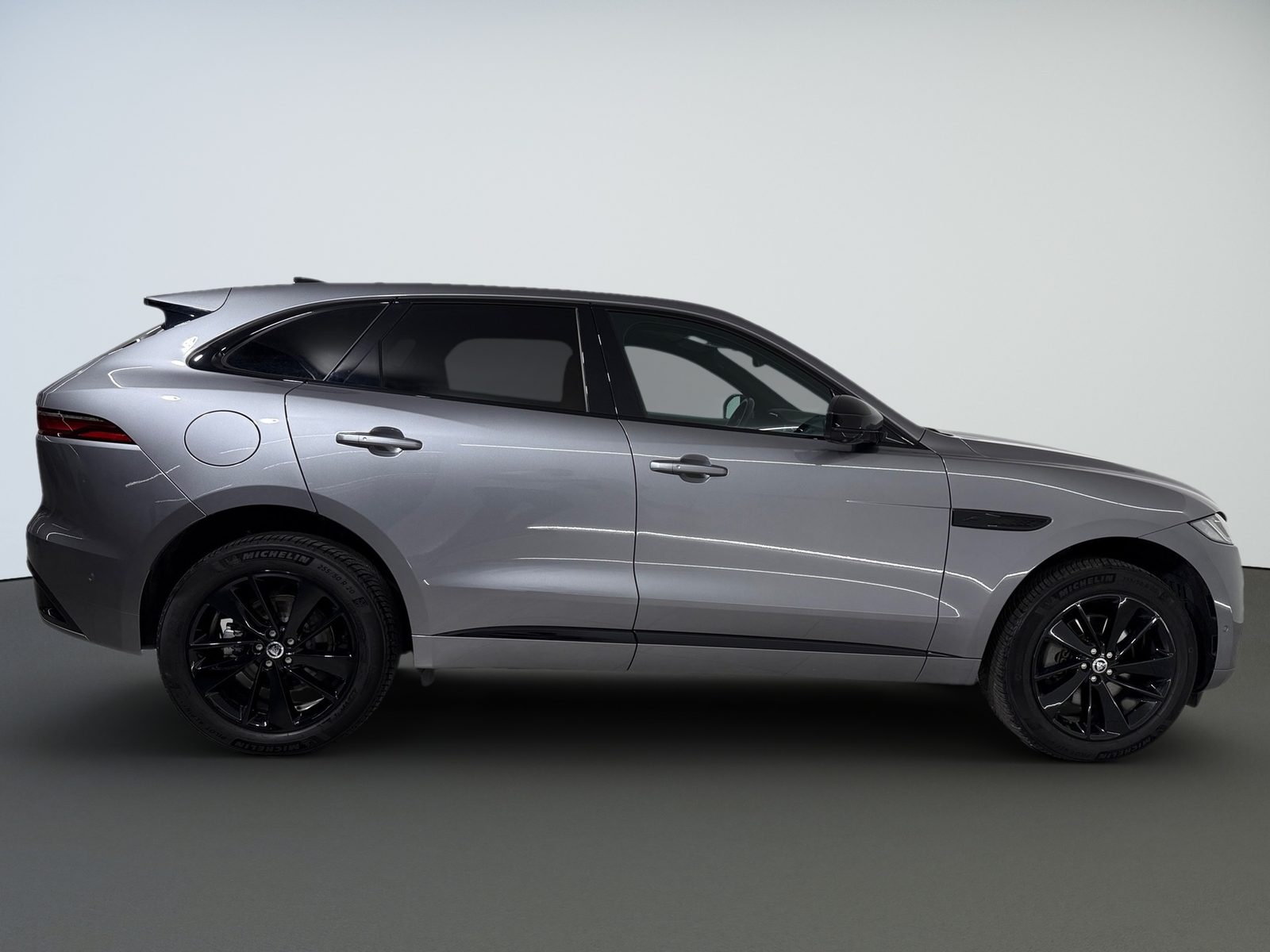 2025 Jaguar F-Pace — fotografija 5