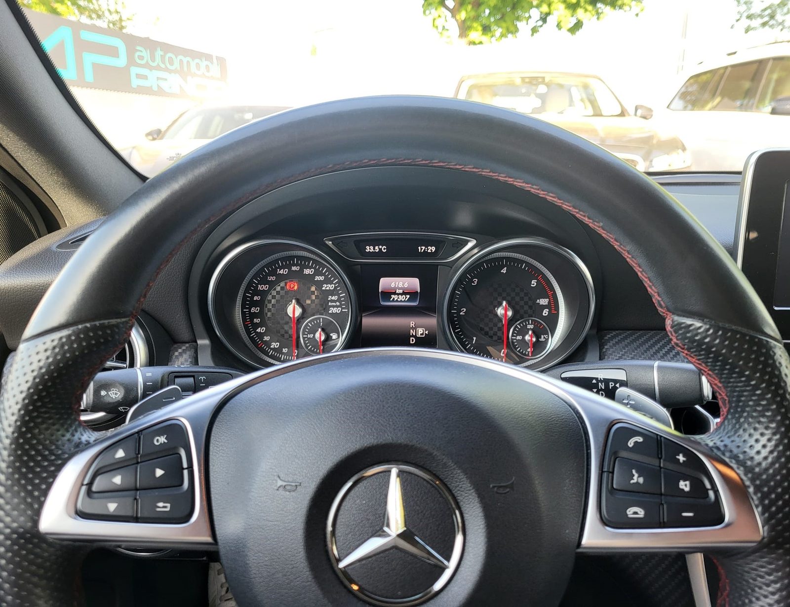 2018 Mercedes-Benz A-klasa AMG Line — fotografija 12
