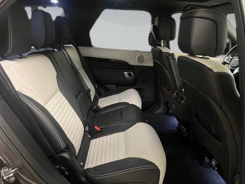 2023 Land Rover Discovery — sličica 12